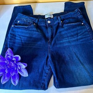 Denizen Levi’s mid rise skinny jeans